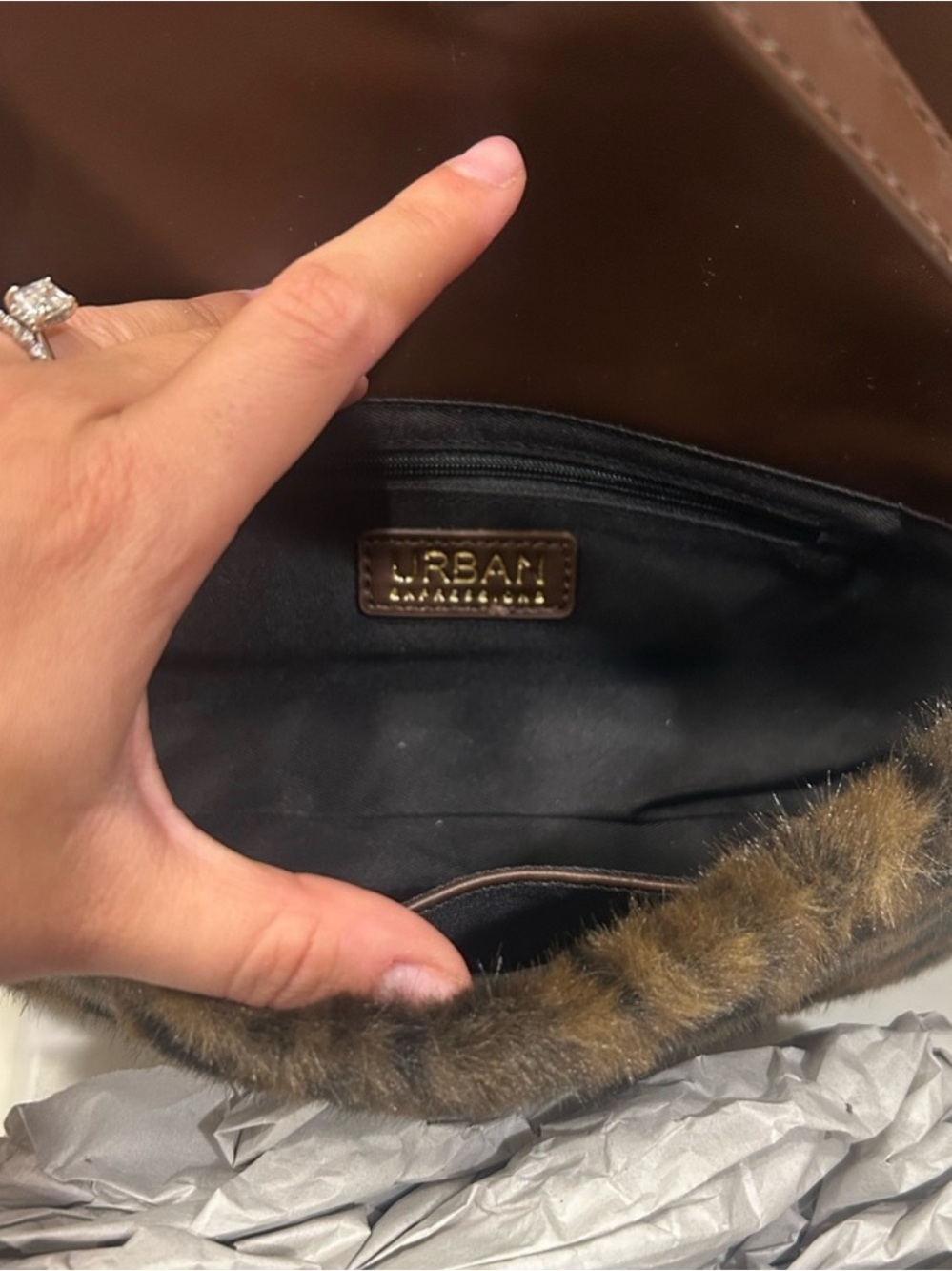 Urban Expressions Faux Fur Leopard-Print Shoulder Bag - Brown - Picture 4 of 4